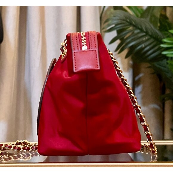 Tory Burch Red Nylon Chain Crossbody Tote With Logo Embossed Patch & Gold Accent - Picture 2 of 11